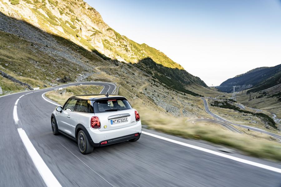  Mini Cooper SE (F56) 2019 года  (WW) (фото 118 из 132)